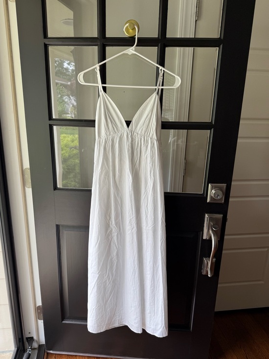 Commense Dresses & Skirts - Commense white midi dress